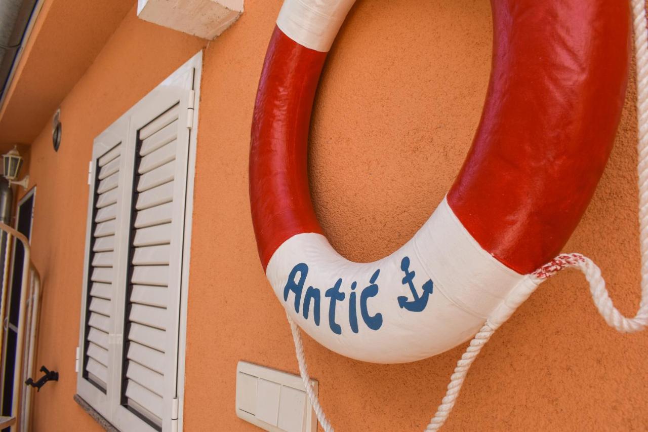 Kuca Za Odmor Antic - Holiday House Antic Novi Vinodolski Εξωτερικό φωτογραφία