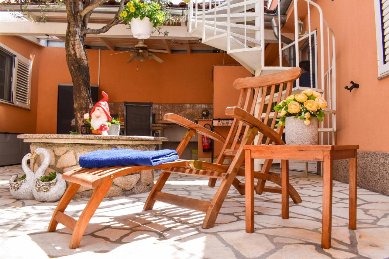Kuca Za Odmor Antic - Holiday House Antic Novi Vinodolski Εξωτερικό φωτογραφία