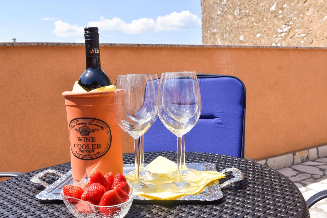 Kuca Za Odmor Antic - Holiday House Antic Novi Vinodolski Εξωτερικό φωτογραφία